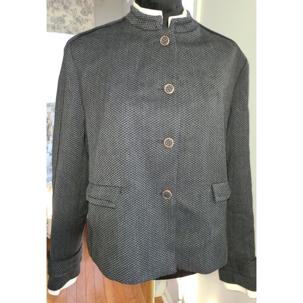 Fashionable Facconable Virgin Wool Charcoal Double Collar Cuffs Minimal Sz 14‎